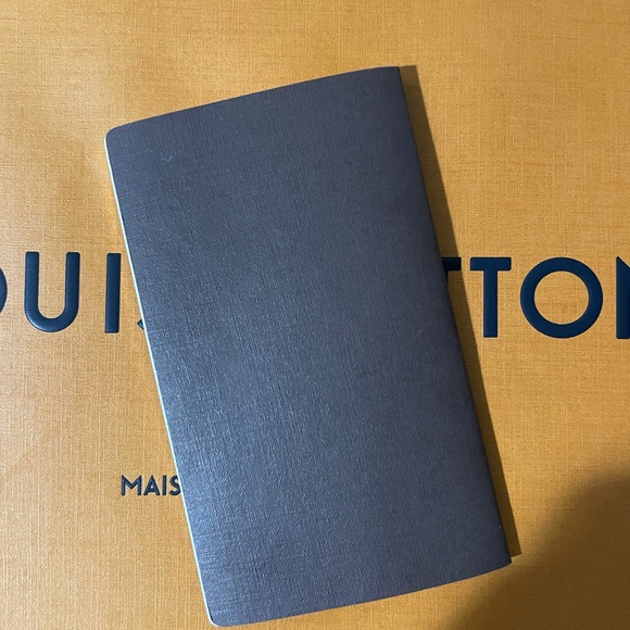 Louis Vuitton Address Book Refill - Small - Picture 2 of 8
